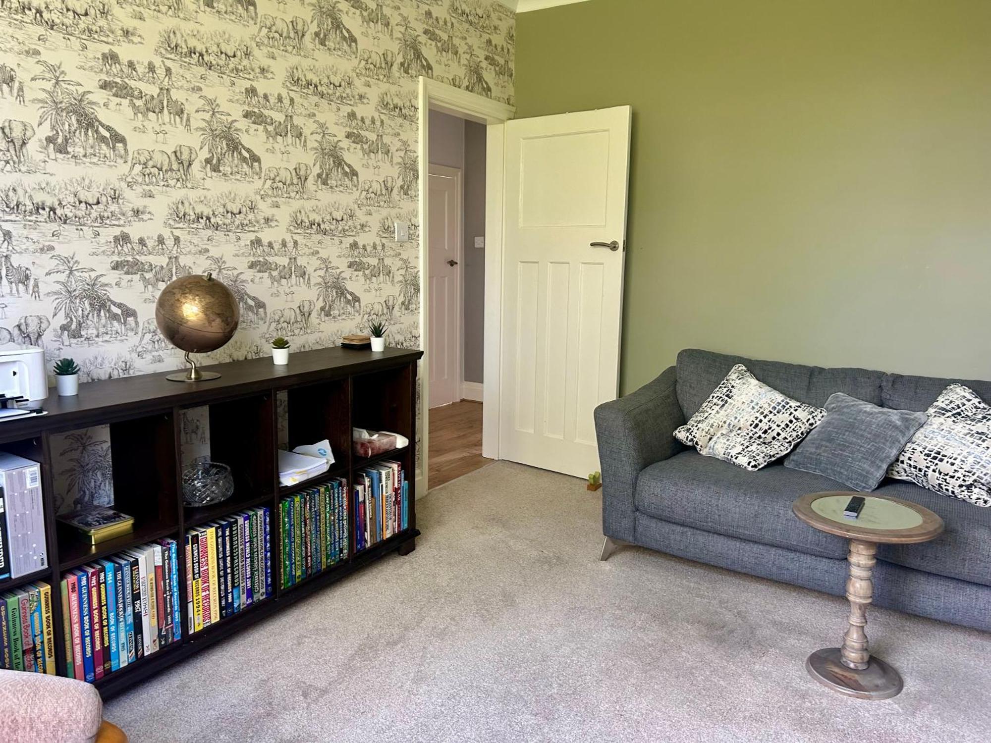 Quiet Double Bedroom With Garden View, Breakfast Hazel Grove 외부 사진